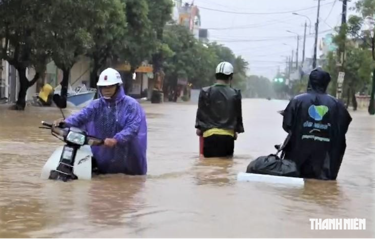Đề nghị 4 tỉnh miền Trung ứng phó mưa lớn dồn dập- Ảnh 1.