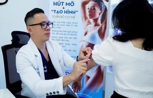 ThS-BS.CKII Trịnh Xuân Long: Cập nhật công nghệ trong phẫu thuật tạo hình - Ảnh 3.