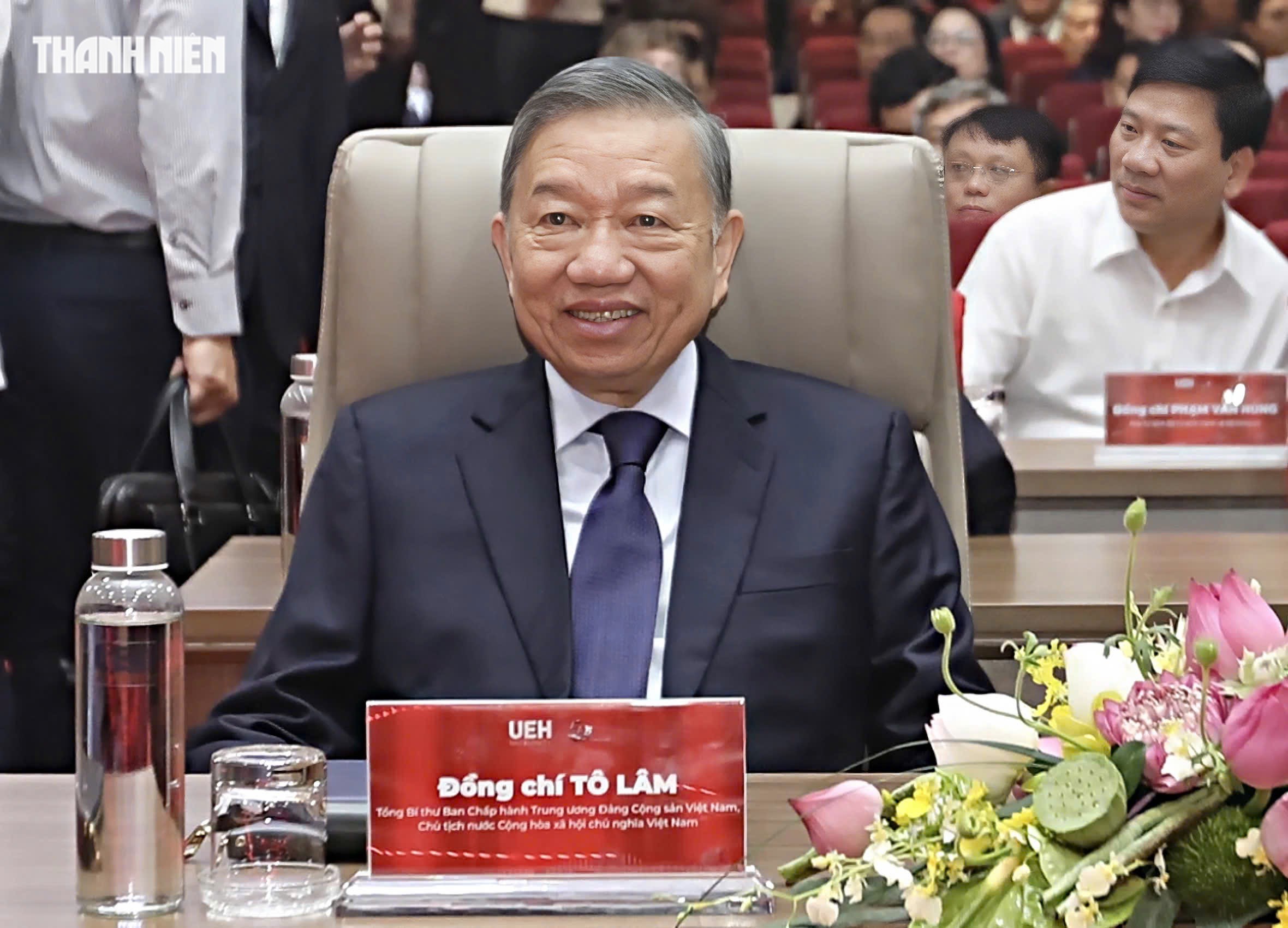 Tổng Bí thư, Chủ tịch nước Tô Lâm dự kỷ niệm 50 năm thành lập UEH - Ảnh 3.