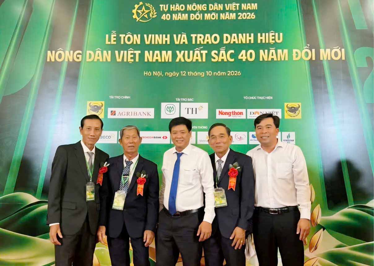Ở C&agrave; Mau c&oacute; cậu b&eacute; mồ c&ocirc;i th&agrave;nh n&ocirc;ng d&acirc;n xuất sắc Việt Nam- Ảnh 8.