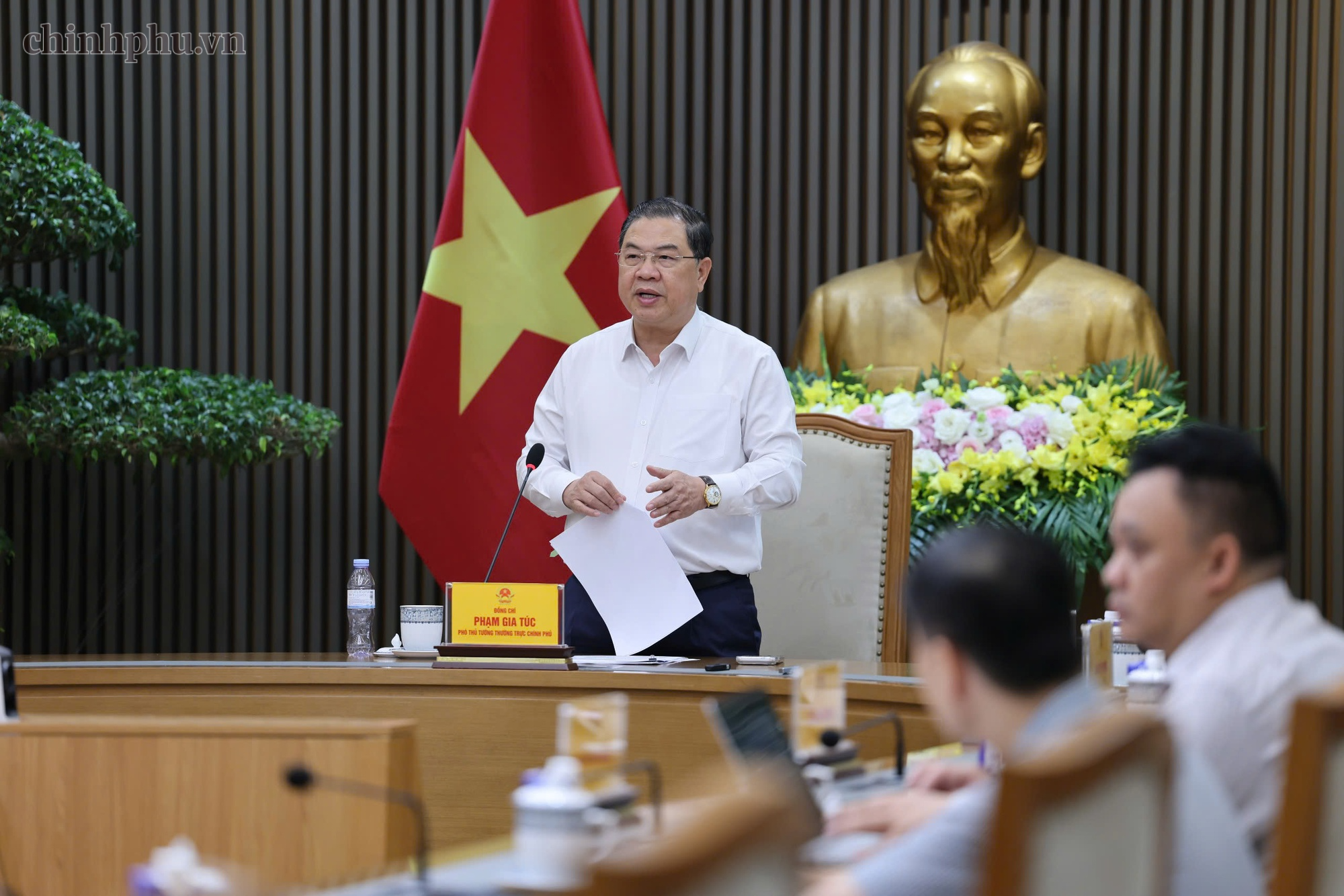 Hà Nội nghiên cứu đường sắt kết nối trực tiếp sân bay Gia Bình - Ảnh 1.