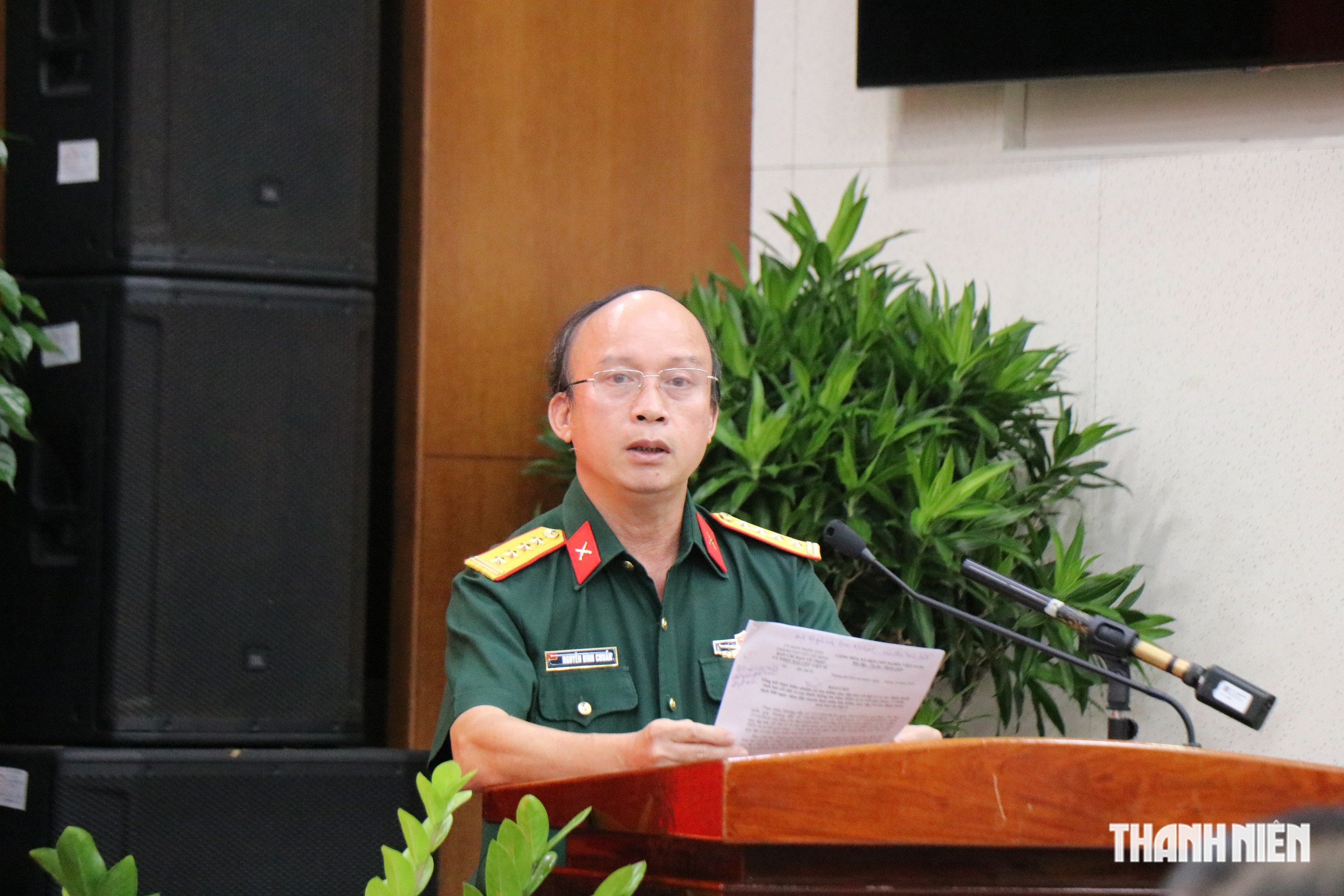 TP.HCM tiếp tục củng cố hồ sơ mộ liệt sĩ tại sân bay Tân Sơn Nhất - Ảnh 1.