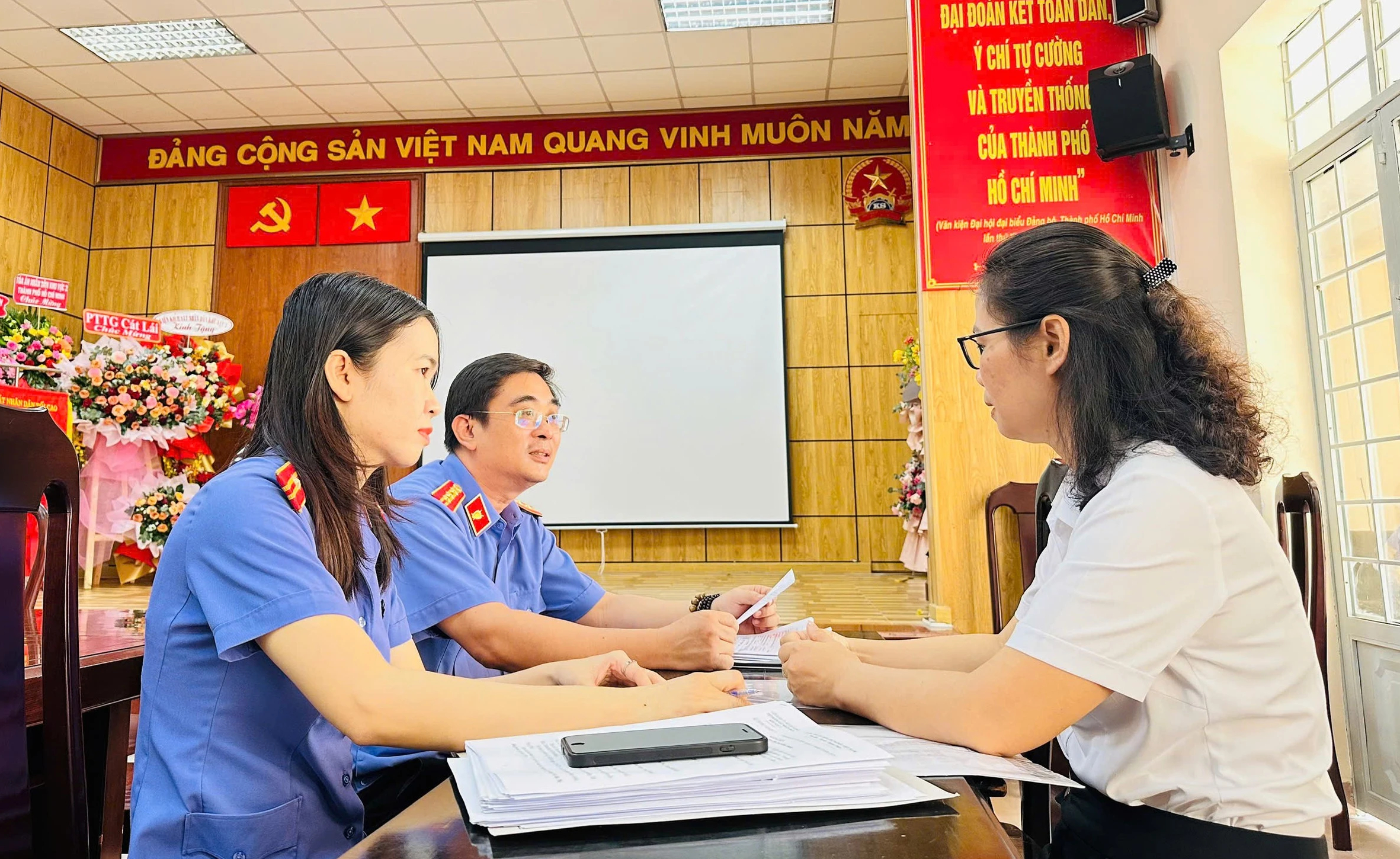 Viện kiểm sát thu hồi gần 9 tỉ đồng tiền nợ thuế tồn đọng 5 năm- Ảnh 1.