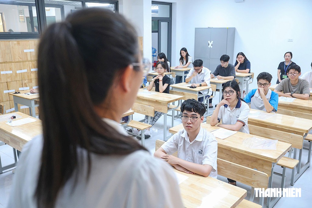 Lăng kính bạn đọc: Tranh luận bỏ điểm cộng đại học- Ảnh 1.