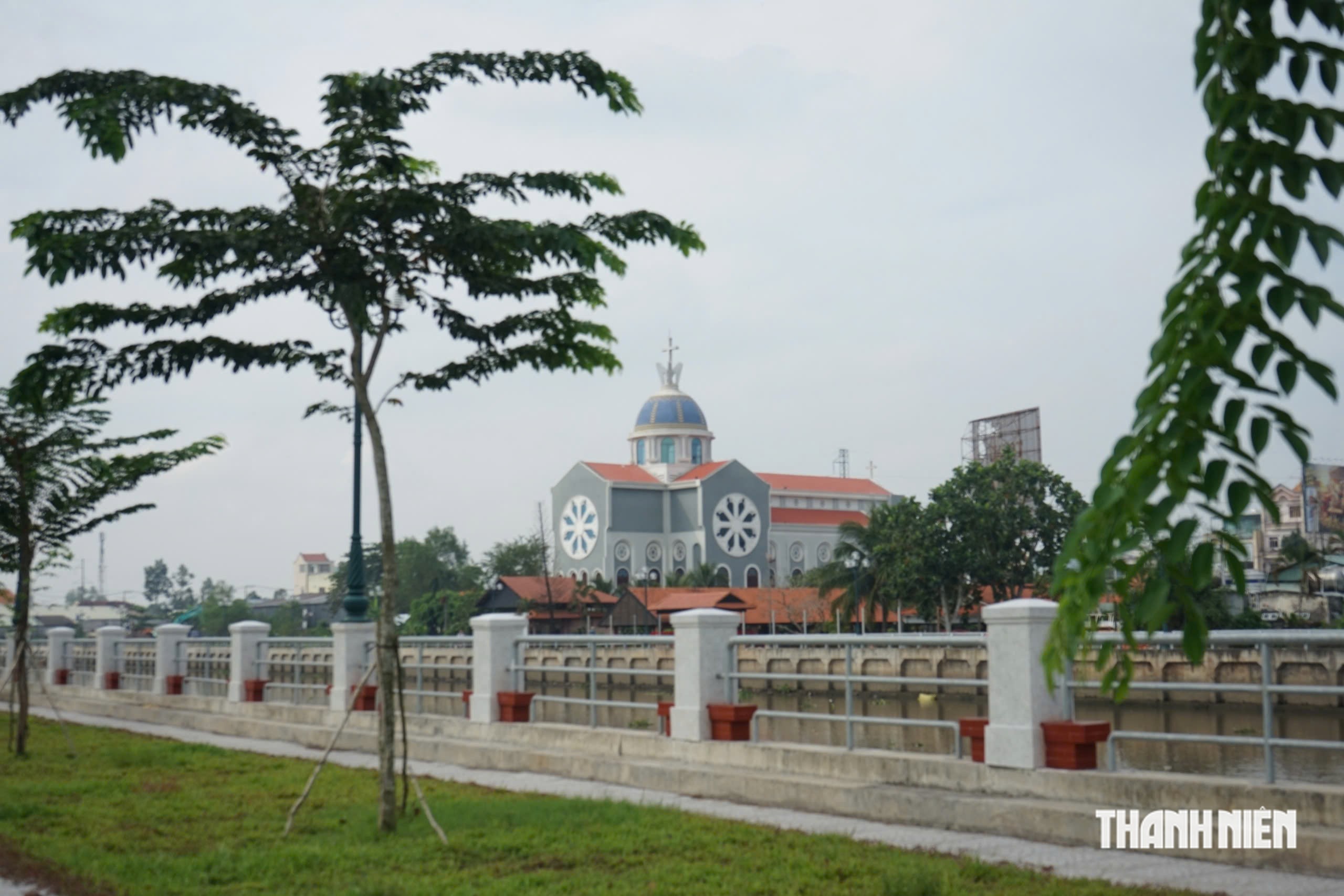 Đường ven sông gần 2.000 tỉ đồng giúp khu vực từng ngập triều cường đổi khác - Ảnh 4.