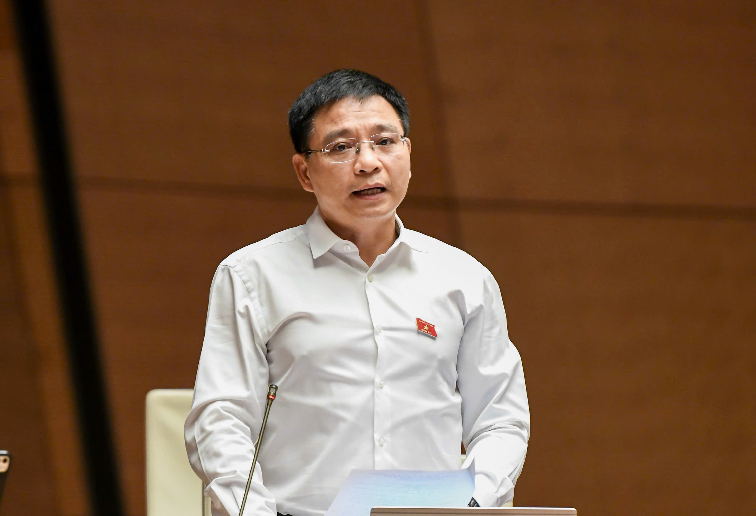 Phó thủ tướng: EVN đang khẩn trương rà soát để giảm giá điện khoảng 2% - Ảnh 1.