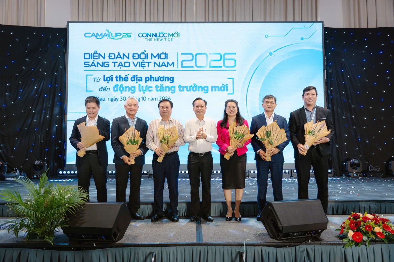 Chủ tịch Saigontourist Group gợi mở cơ hội cho 12 startup từ hệ sinh thái doanh nghiệp - Ảnh 3.