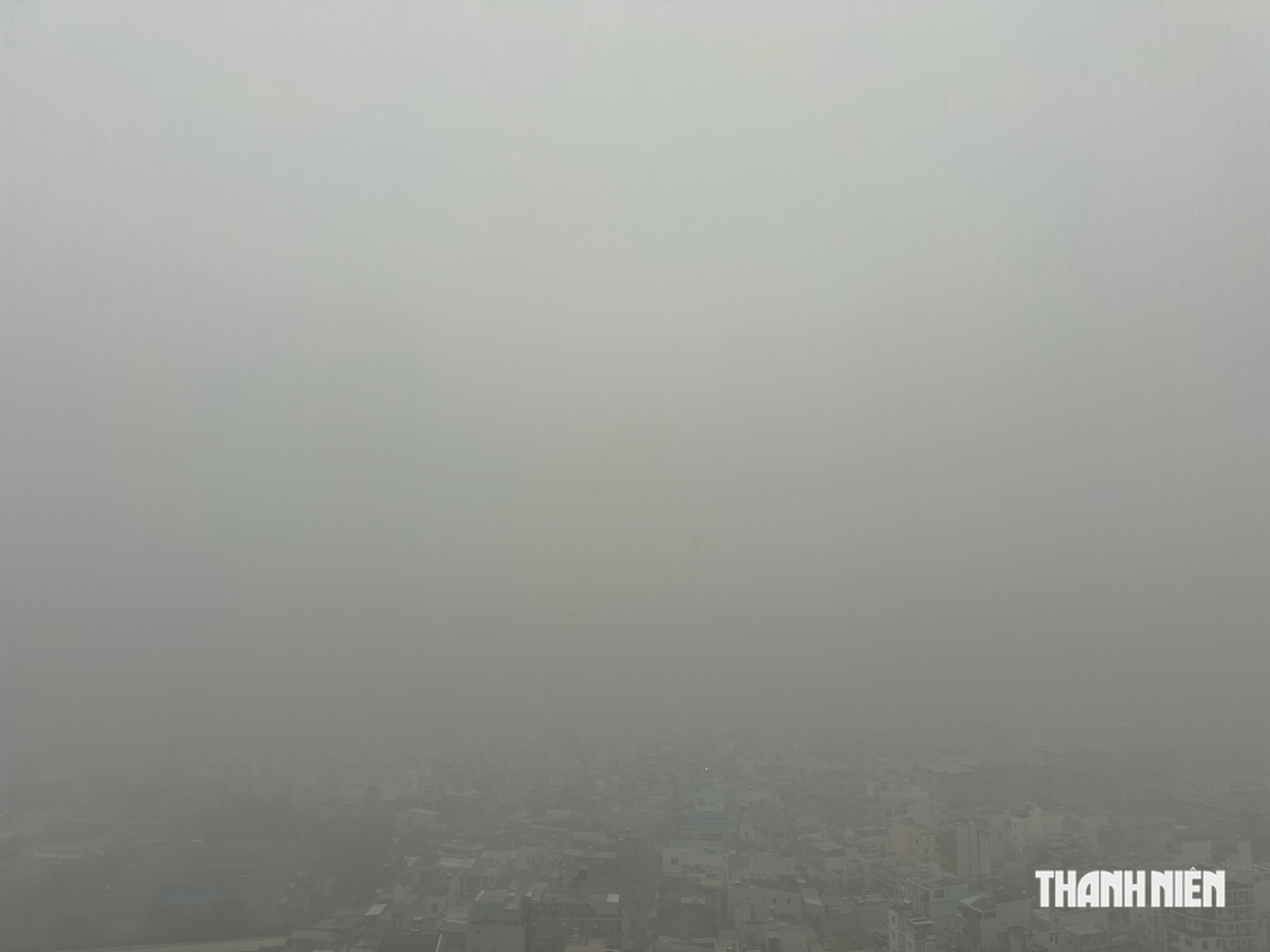Mưa lớn ở TP.HCM chiều 31.10: Quốc lộ 50 ngập sâu, khu dân cư Bình Hưng mênh mông nước- Ảnh 2.