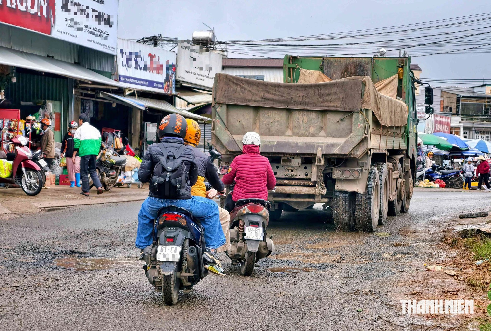 Nhiều tuyến đường trung tâm Đà Lạt xuống cấp- Ảnh 7.