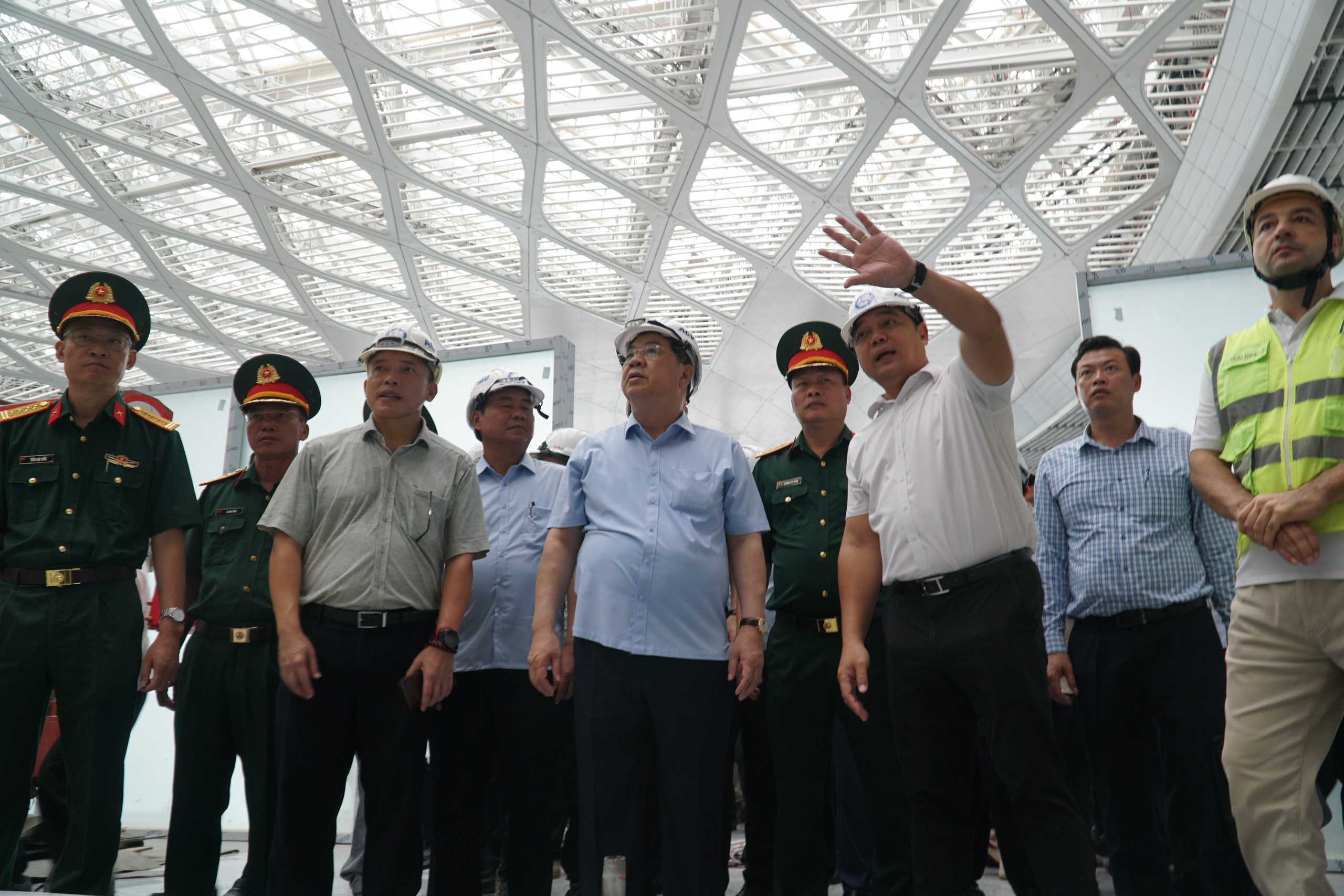Phó thủ tướng thường trực Phạm Gia Túc kiểm tra dự án sân bay Long Thành- Ảnh 5.