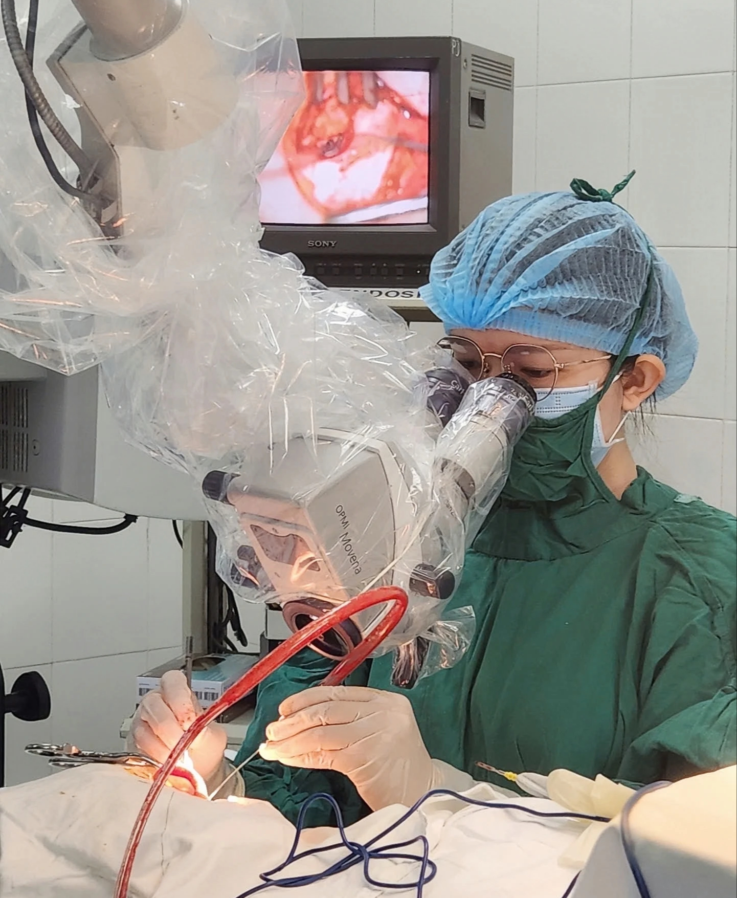 Một ngày của bác sĩ nội trú - Ảnh 3.