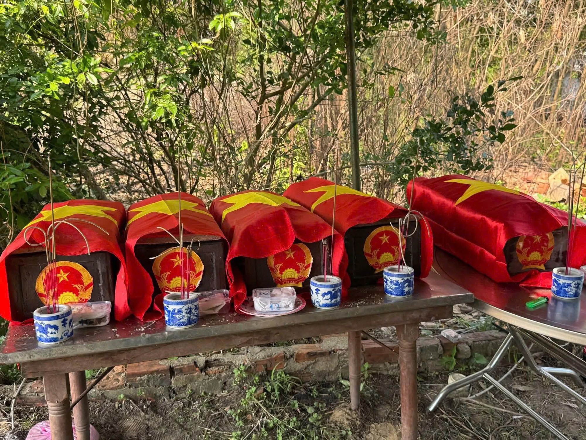 Từ thông tin người dân cung cấp, quy tập 14 hài cốt liệt sĩ ở Hội An Đông- Ảnh 4.