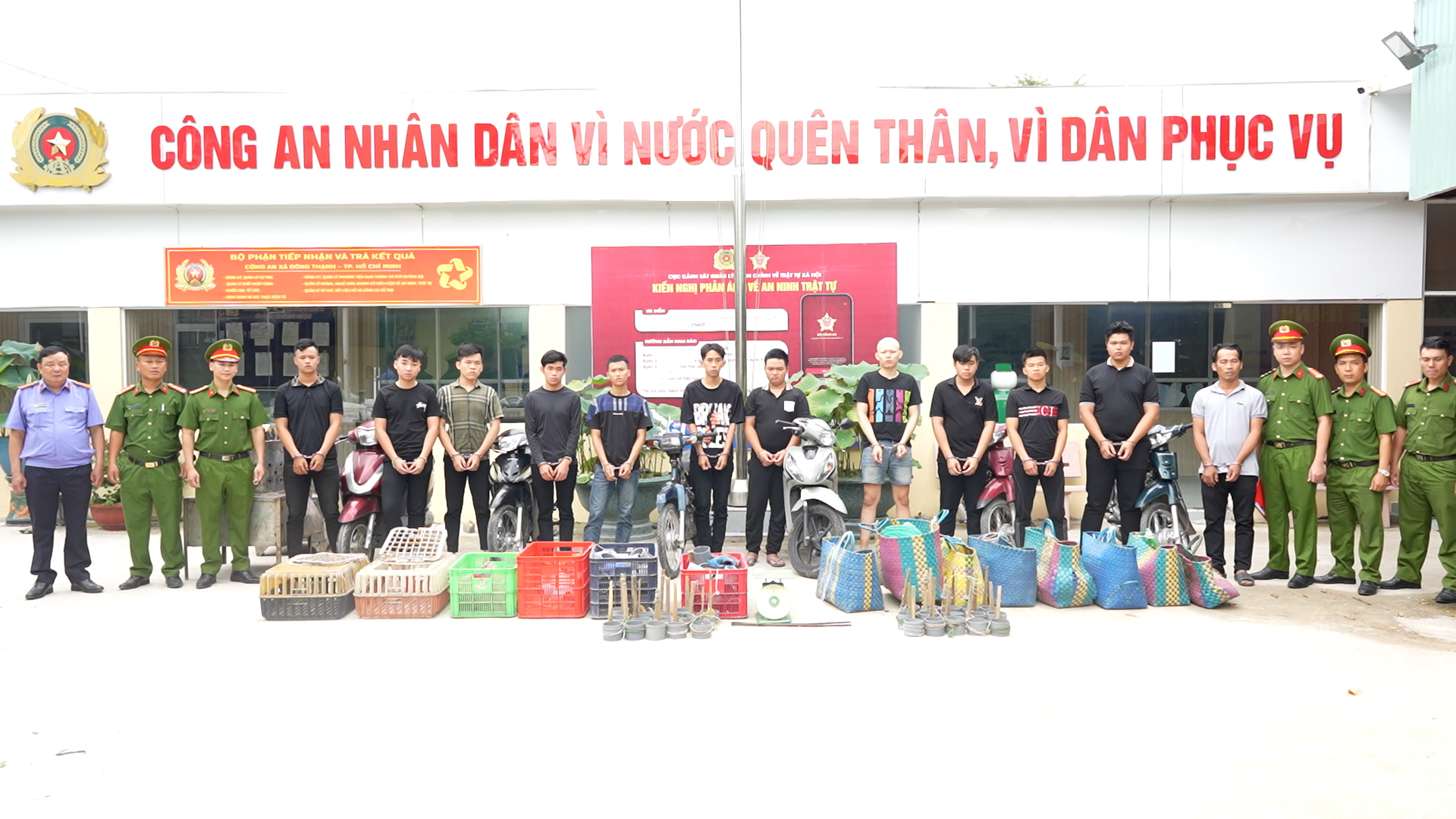Công an TP.HCM khởi tố 12 người trong đường dây trộm, tiêu thụ 2.700 con mèo- Ảnh 2.
