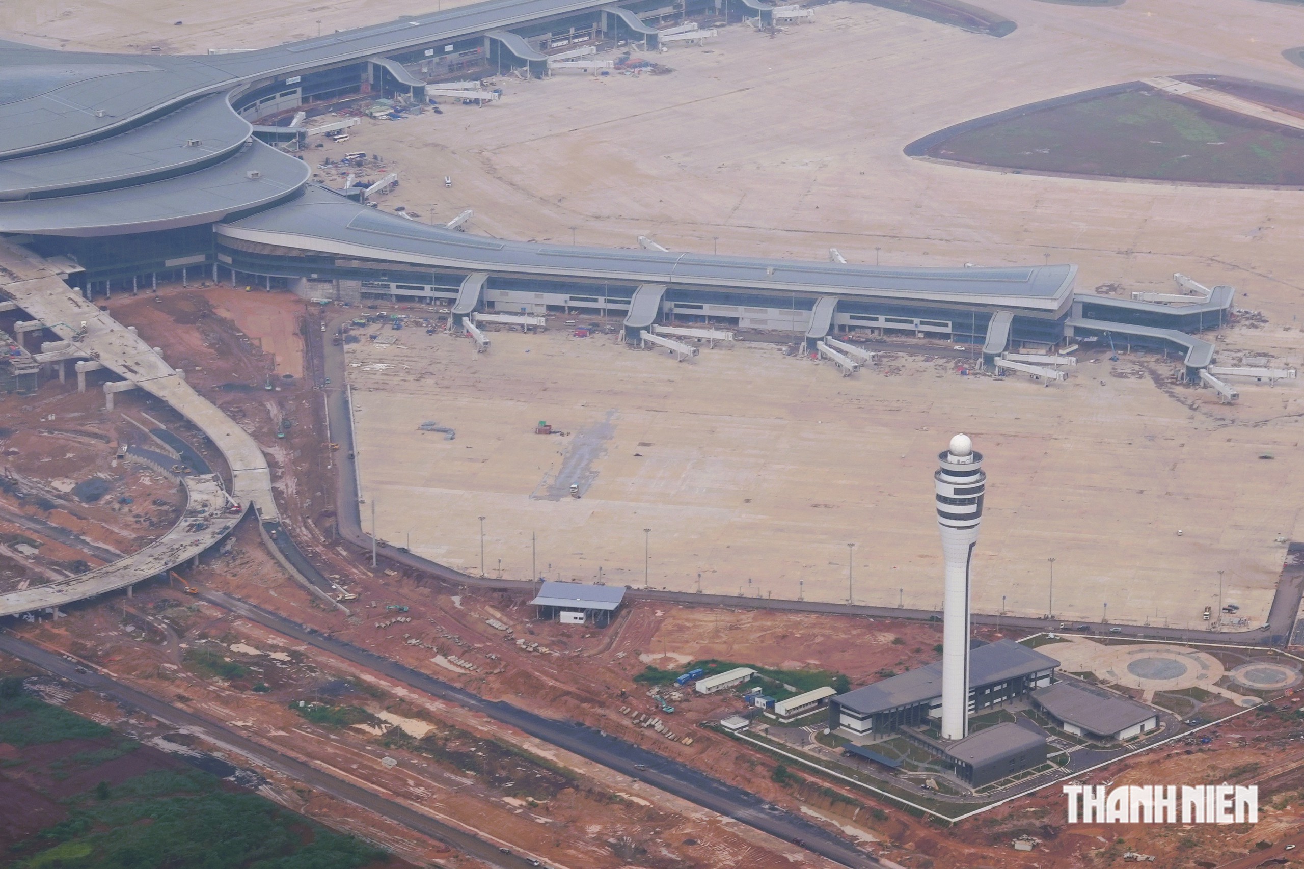 S&acirc;n bay Long Th&agrave;nh, nh&igrave;n từ trực thăng  - Ảnh 9.