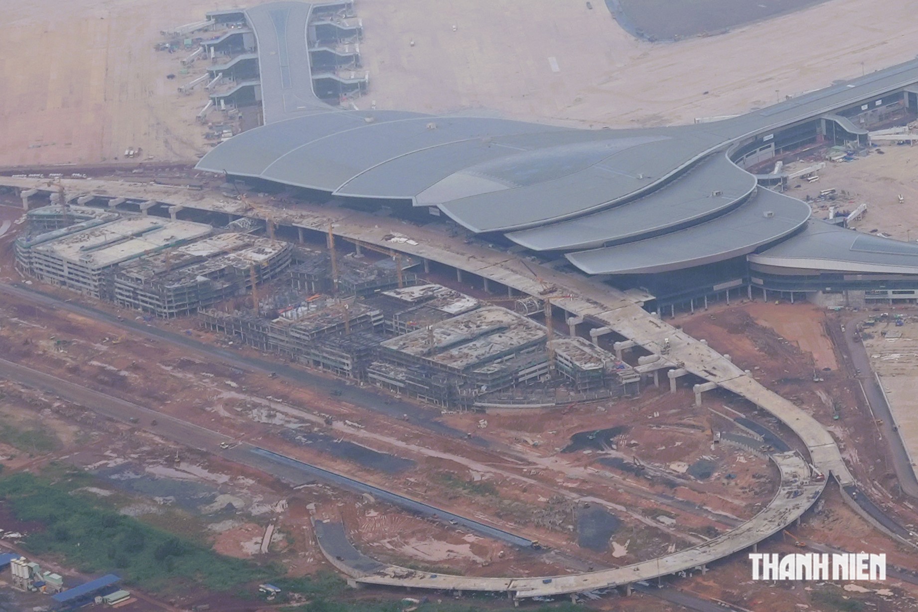 S&acirc;n bay Long Th&agrave;nh, nh&igrave;n từ trực thăng  - Ảnh 3.