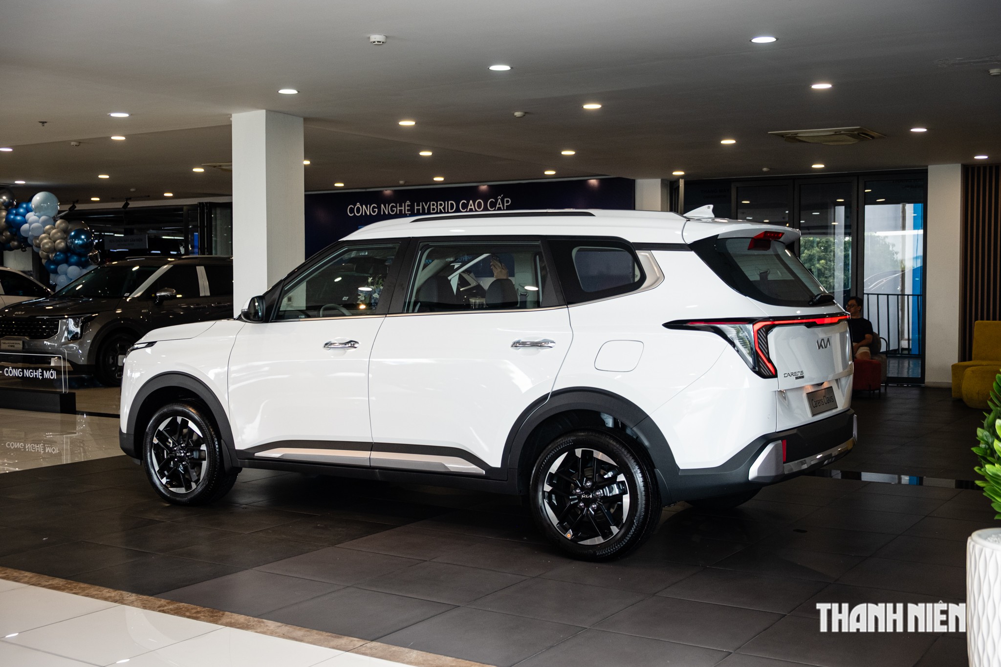KIA bán song song Carens và Carens Clavis, toan tính gì ở phân khúc xe 7 chỗ? - Ảnh 2.