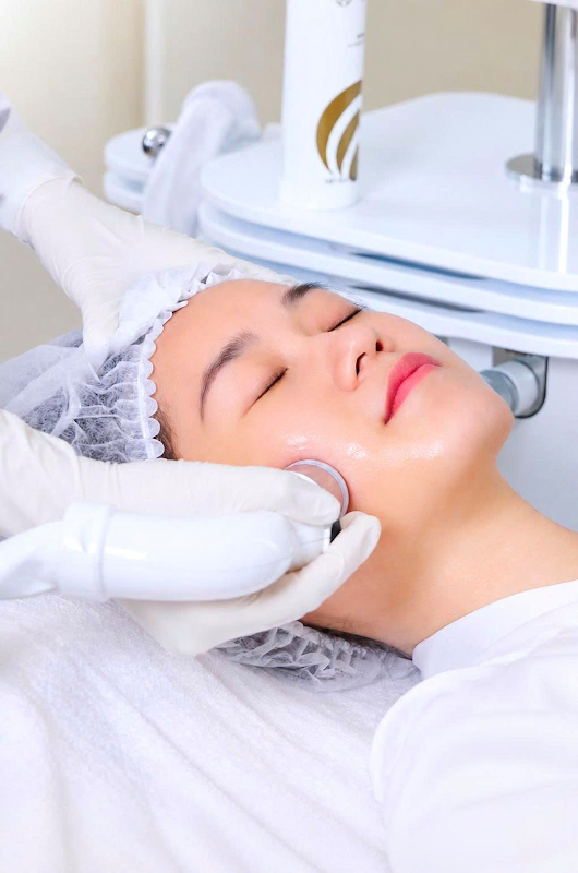 BS Thái Như Ngọc chia sẻ phương pháp trẻ hóa qua trường hợp DV Lâm Vỹ Dạ- Ảnh 1.