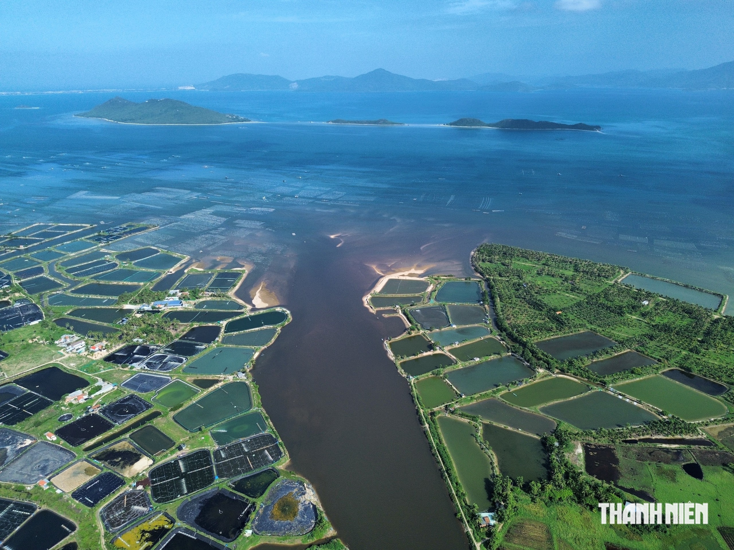 Nơi đặt s&acirc;n bay V&acirc;n Phong đầu ti&ecirc;n tr&ecirc;n mặt biển diện mạo như thế n&agrave;o?- Ảnh 7.