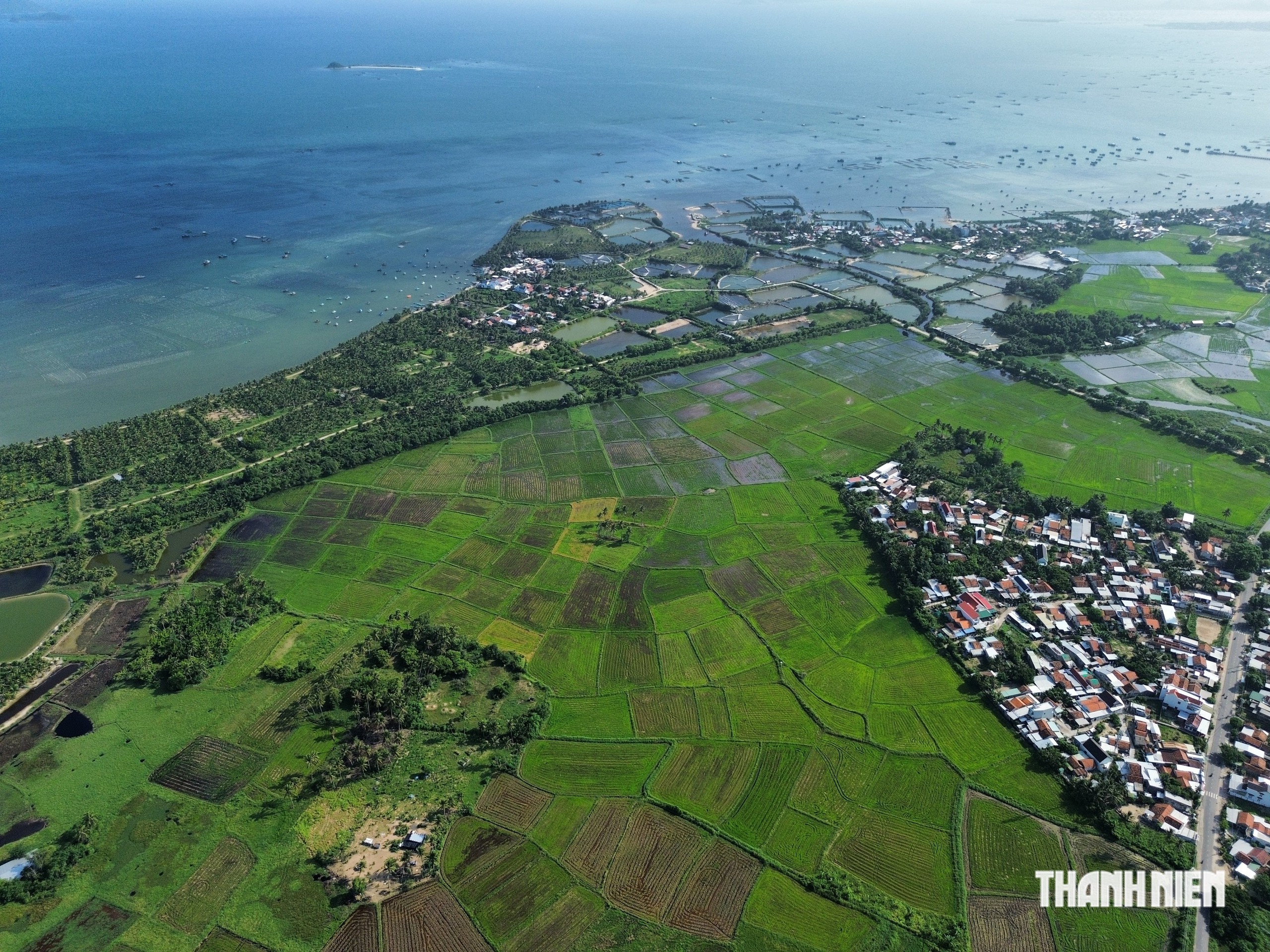 Nơi đặt s&acirc;n bay V&acirc;n Phong đầu ti&ecirc;n tr&ecirc;n mặt biển diện mạo như thế n&agrave;o?- Ảnh 9.