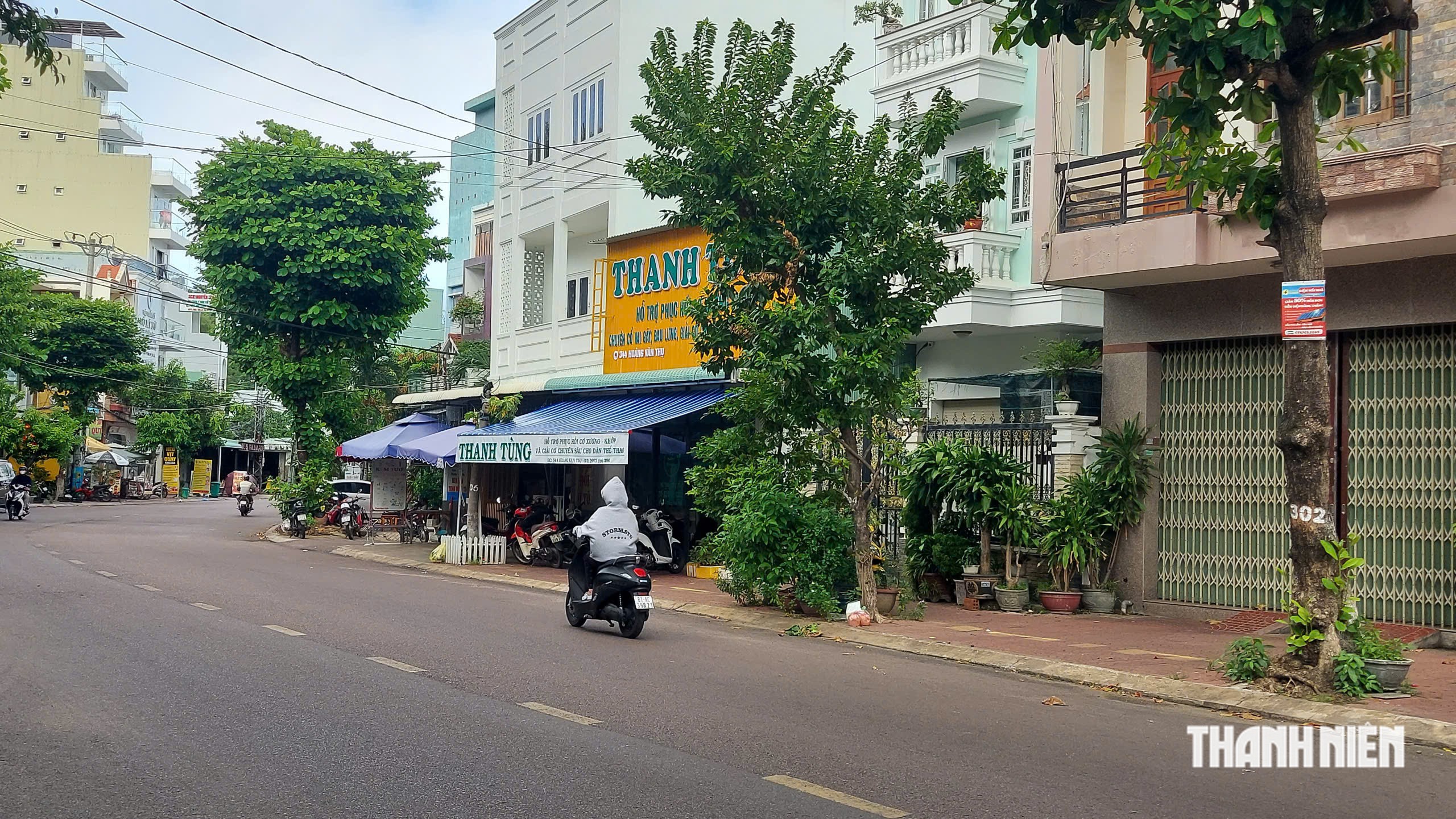 Clip chồng đánh vợ giữa đường tại Quy Nhơn: Công an vào cuộc- Ảnh 2.