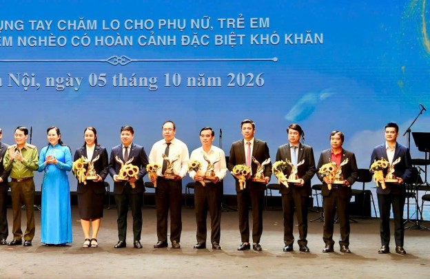 Bộ Công an và Hội Liên hiệp phụ nữ Việt Nam 'Kết nối yêu thương' - Ảnh 3.
