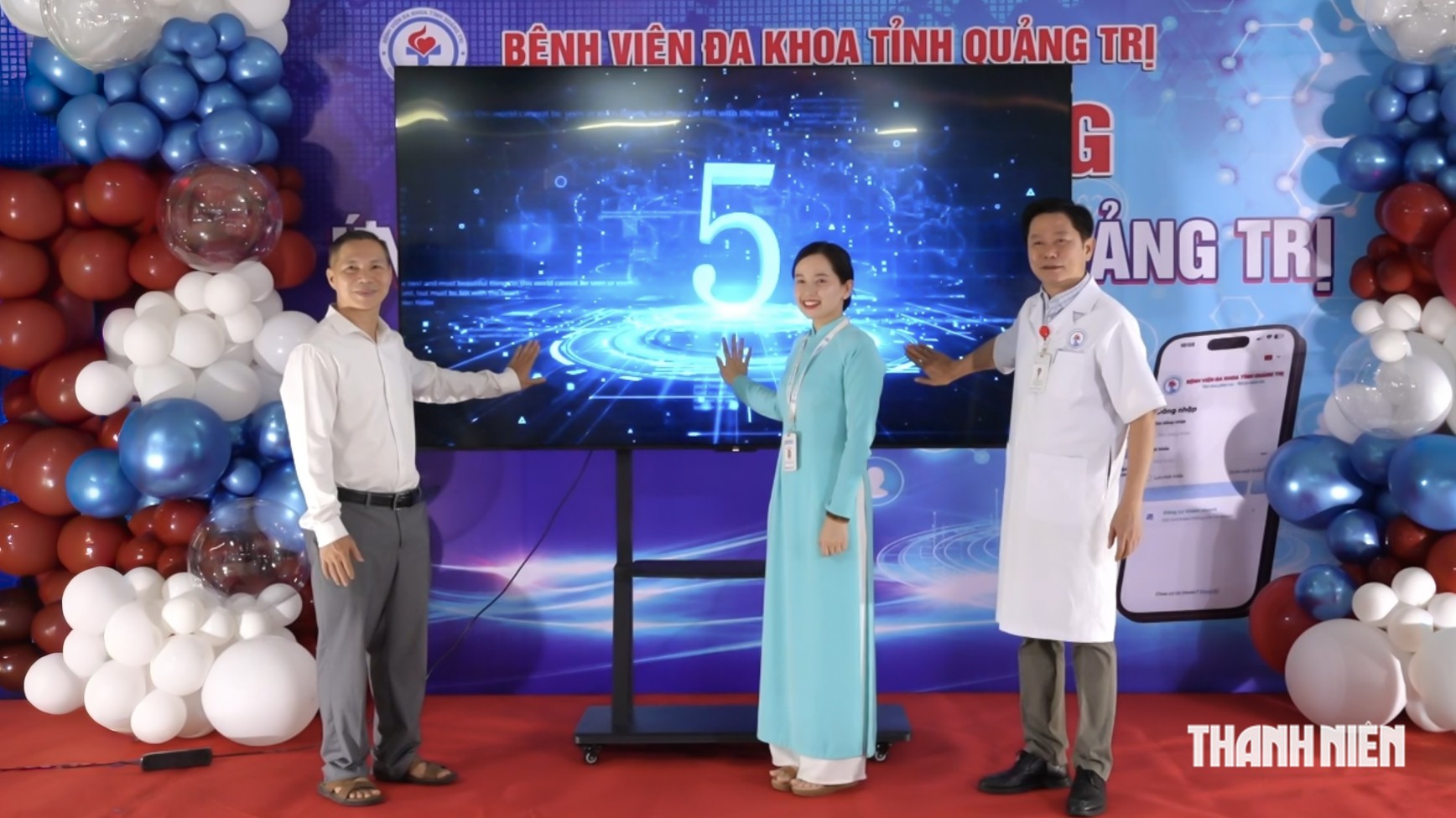 Từ nay, ở nhà cũng đăng ký lịch khám tại Bệnh viện đa khoa tỉnh Quảng Trị- Ảnh 1.