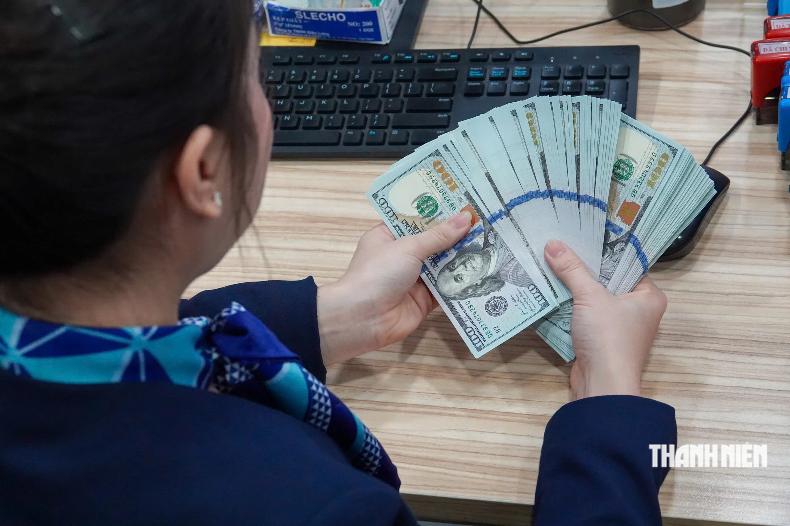 Giá USD hôm nay 8.10.2026: EUR, bảng Anh, đô la Úc… giảm mạnh - Ảnh 1.