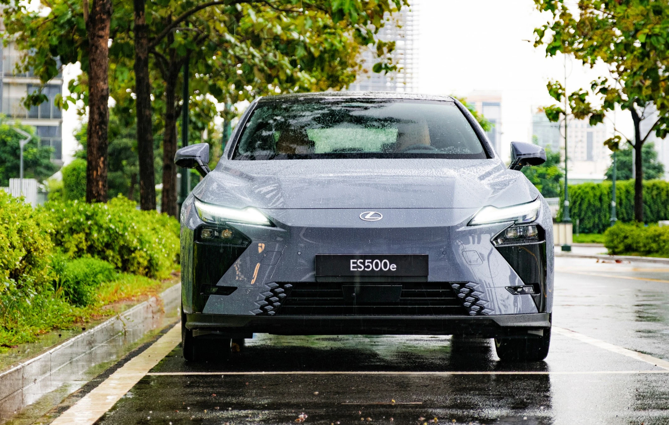 Lexus ES: Bí ẩn ít người biết- Ảnh 4.