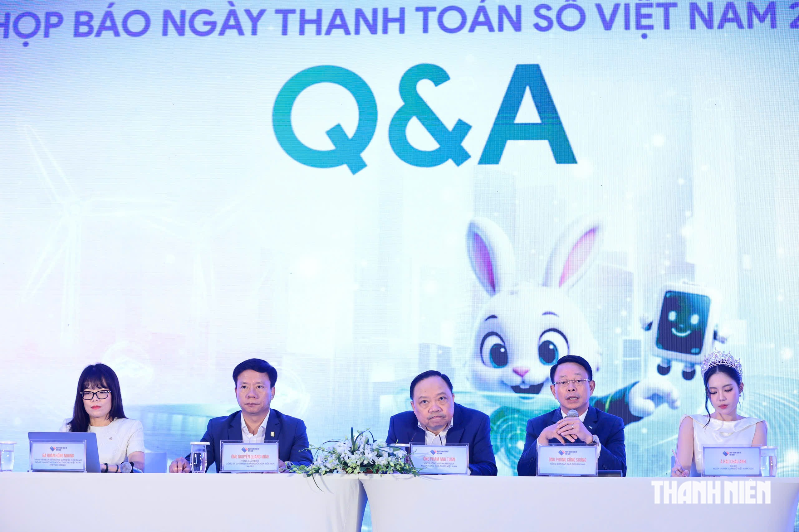'Thanh toán số đã len lỏi từ trung tâm thương mại đến quán trà đá vỉa hè'- Ảnh 2.