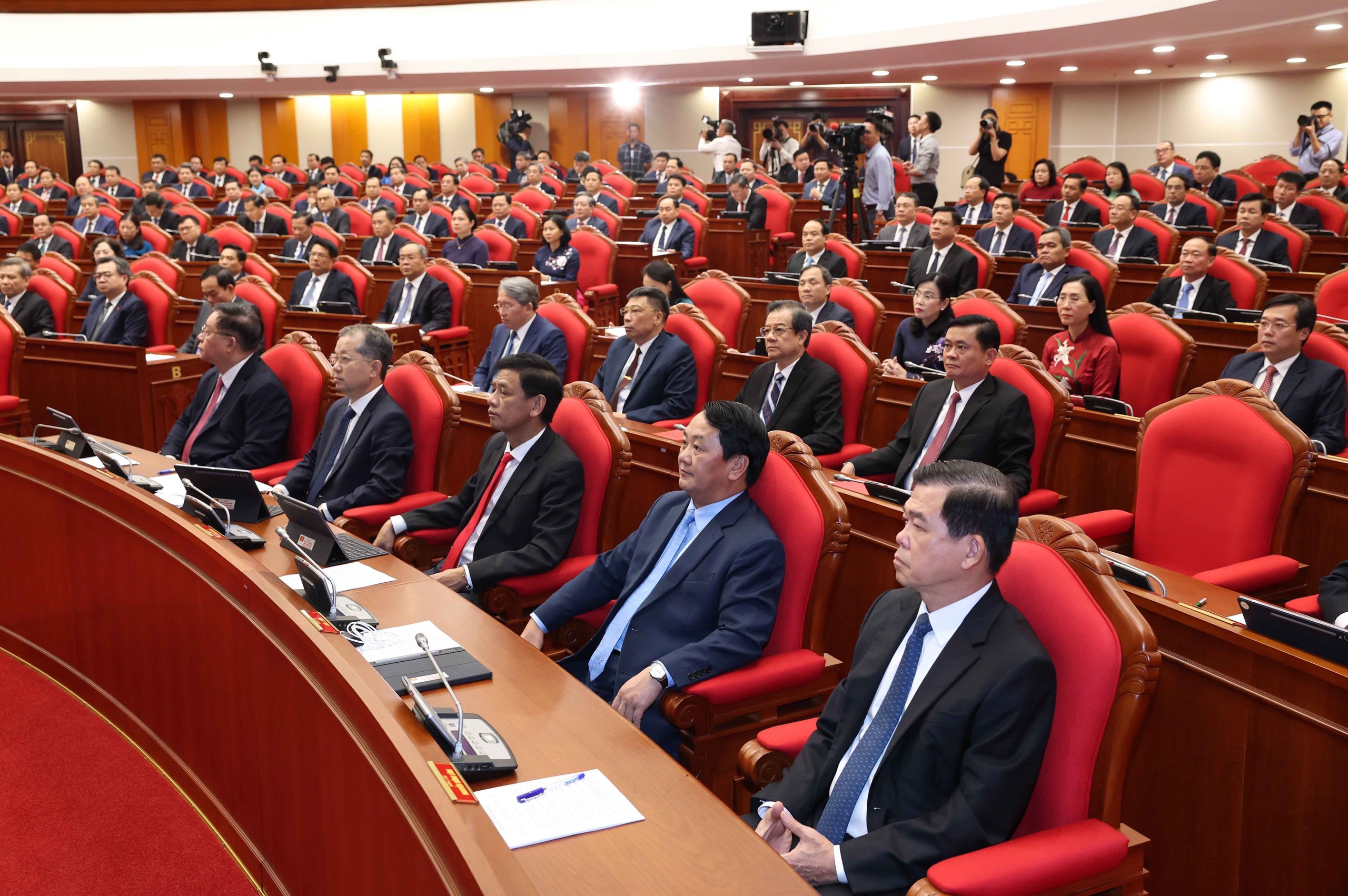 Tổng Bí thư, Chủ tịch nước Tô Lâm phát biểu bế mạc Hội nghị T.Ư 4- Ảnh 3.