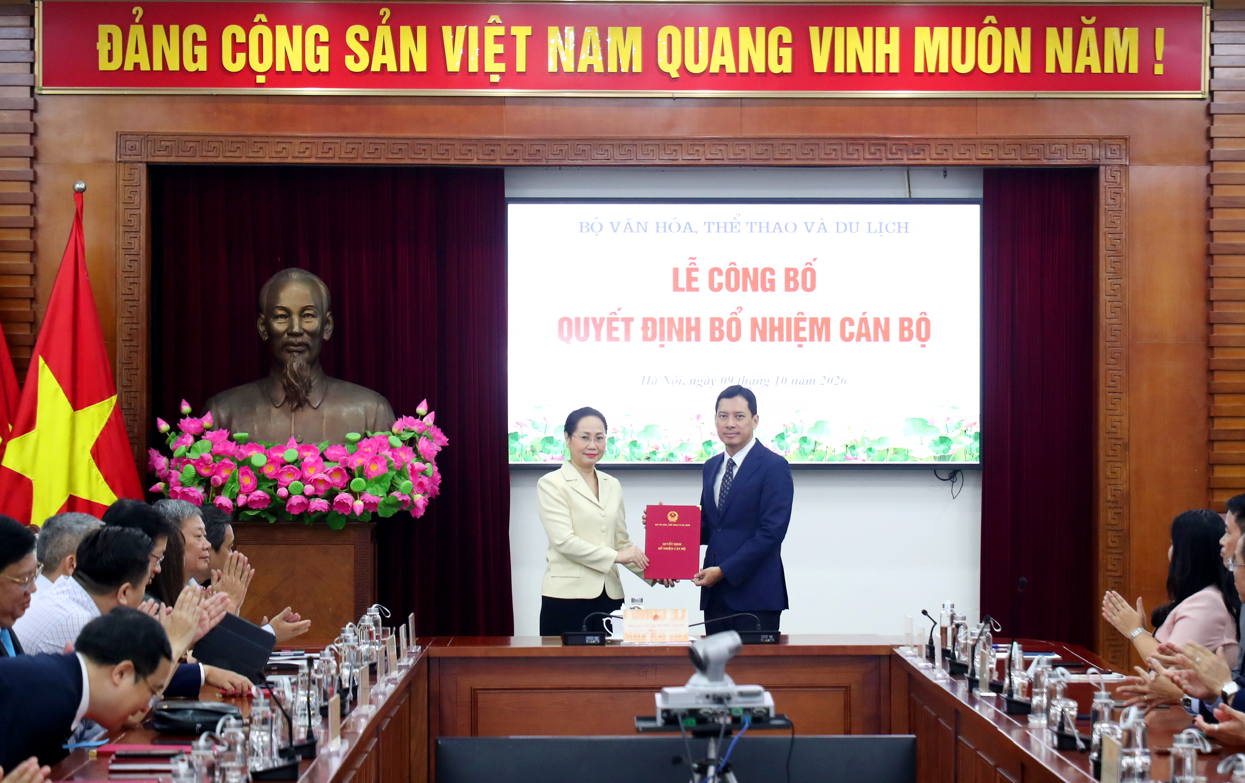 Ông Lê Quang Tự Do làm Cục trưởng Cục Báo chí, ông Lưu Đình Phúc làm Cục trưởng Cục Xuất bản và Thư viện - Ảnh 3.