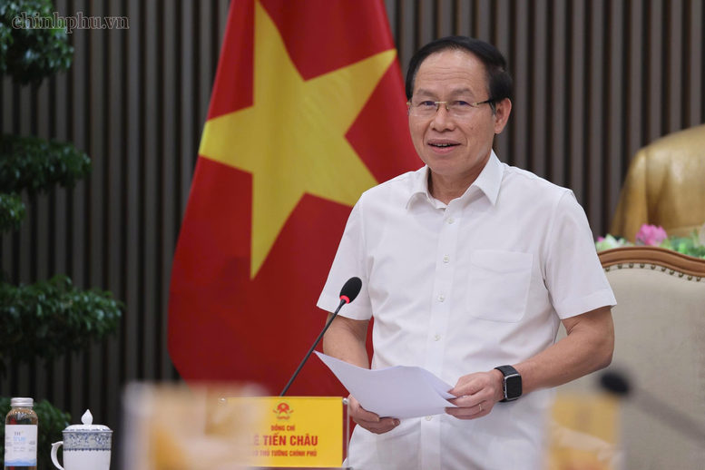 Hơn 28.000 hiệu trưởng, hiệu phó chuyển về giảng dạy - Ảnh 1.