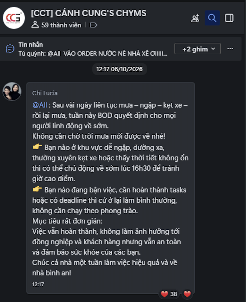 Mưa lớn ở TP.HCM: Nhân viên 'ấm lòng' vì công ty cho về sớm, làm tại nhà - Ảnh 4.