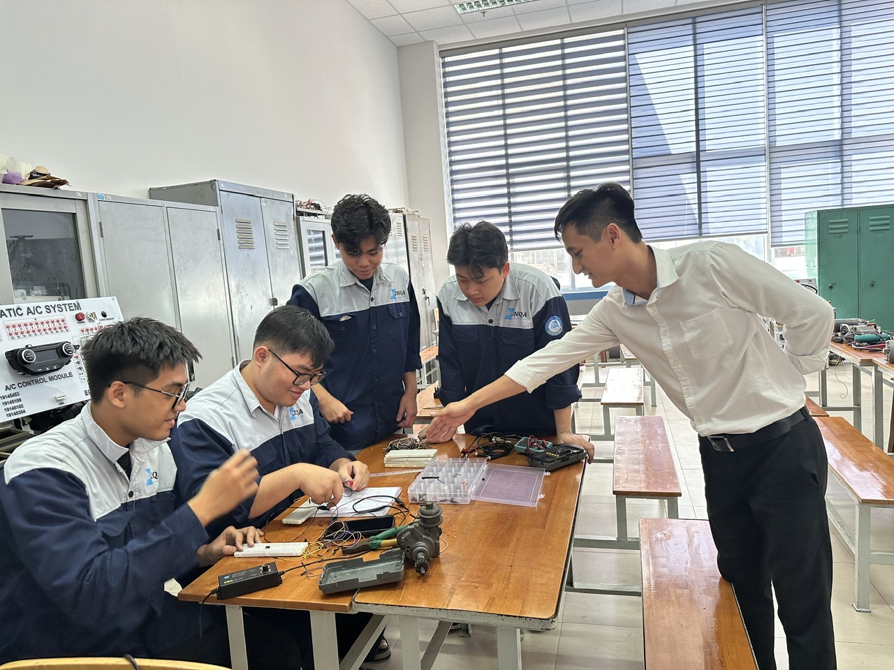 Sau đổi tên, giá trị văn bằng theo tên cũ Trường ĐH Sư phạm kỹ thuật ra sao?- Ảnh 1.