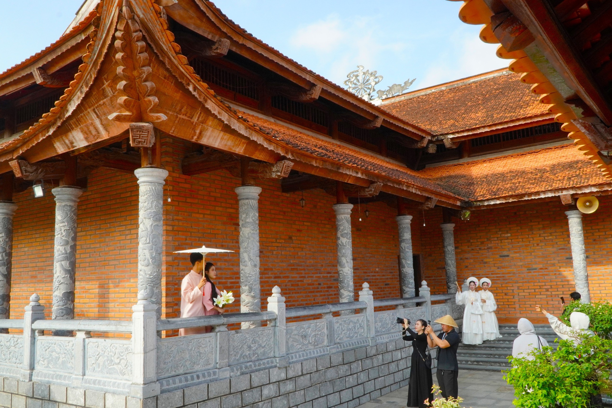 &lsquo;Phim trường ảnh tết&rsquo; thu h&uacute;t giới trẻ bậc nhất ở miền T&acirc;y- Ảnh 11.