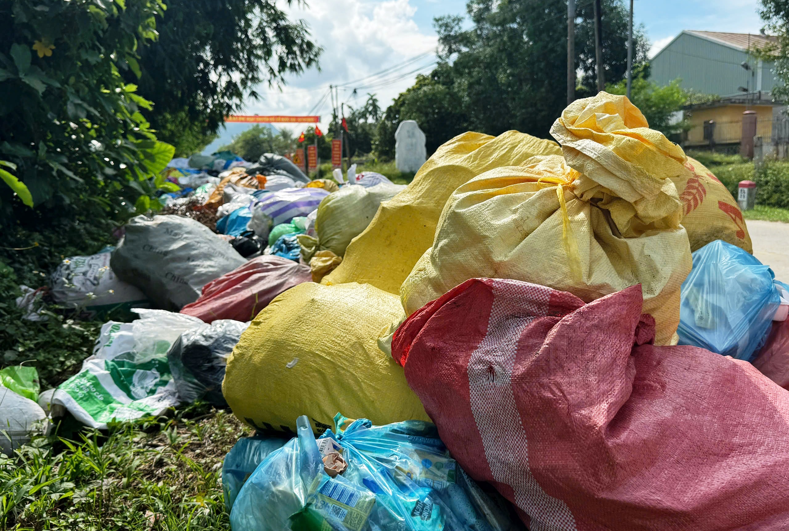 Đà Nẵng chuẩn hóa quy trình xử lý rác thải trước áp lực chạm mốc 3.600 tấn/ngày - Ảnh 2.