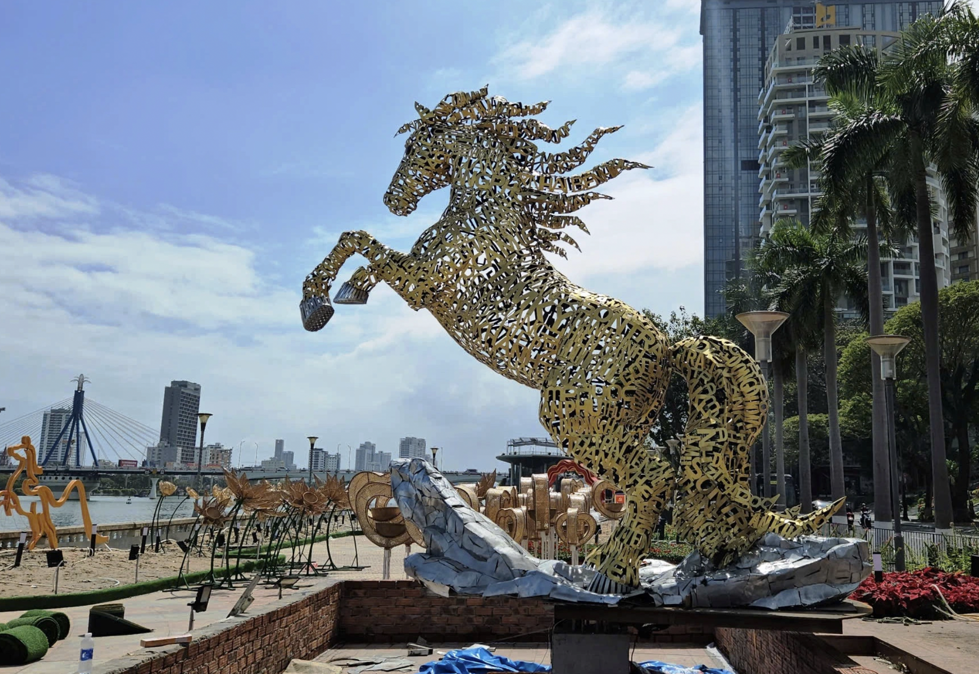 Ngựa 'mặt quạu' v&agrave; loạt linh vật g&acirc;y sốt tr&ecirc;n mạng x&atilde; hội- Ảnh 6.