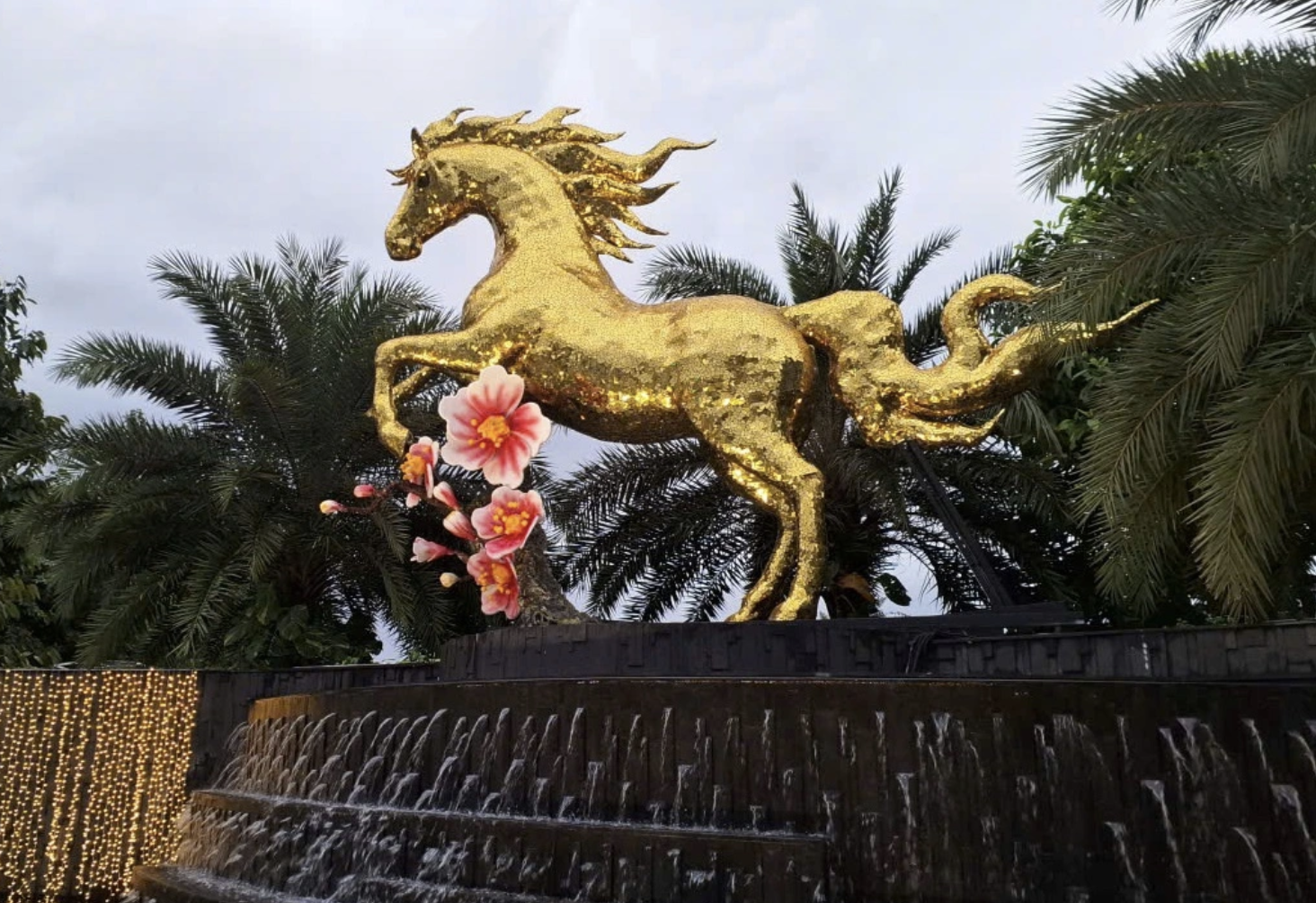 Ngựa 'mặt quạu' v&agrave; loạt linh vật g&acirc;y sốt tr&ecirc;n mạng x&atilde; hội- Ảnh 7.