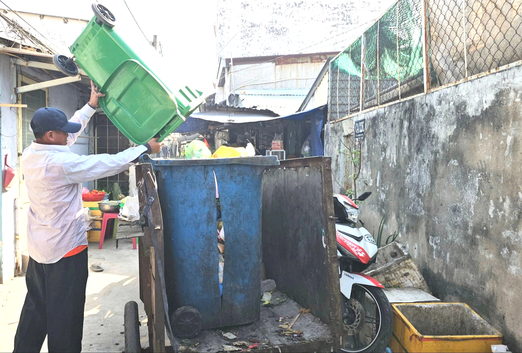 Nỗi Lòng người gom rác: Xin đừng gọi là "tiền rác tháng 13" - Ảnh 4.