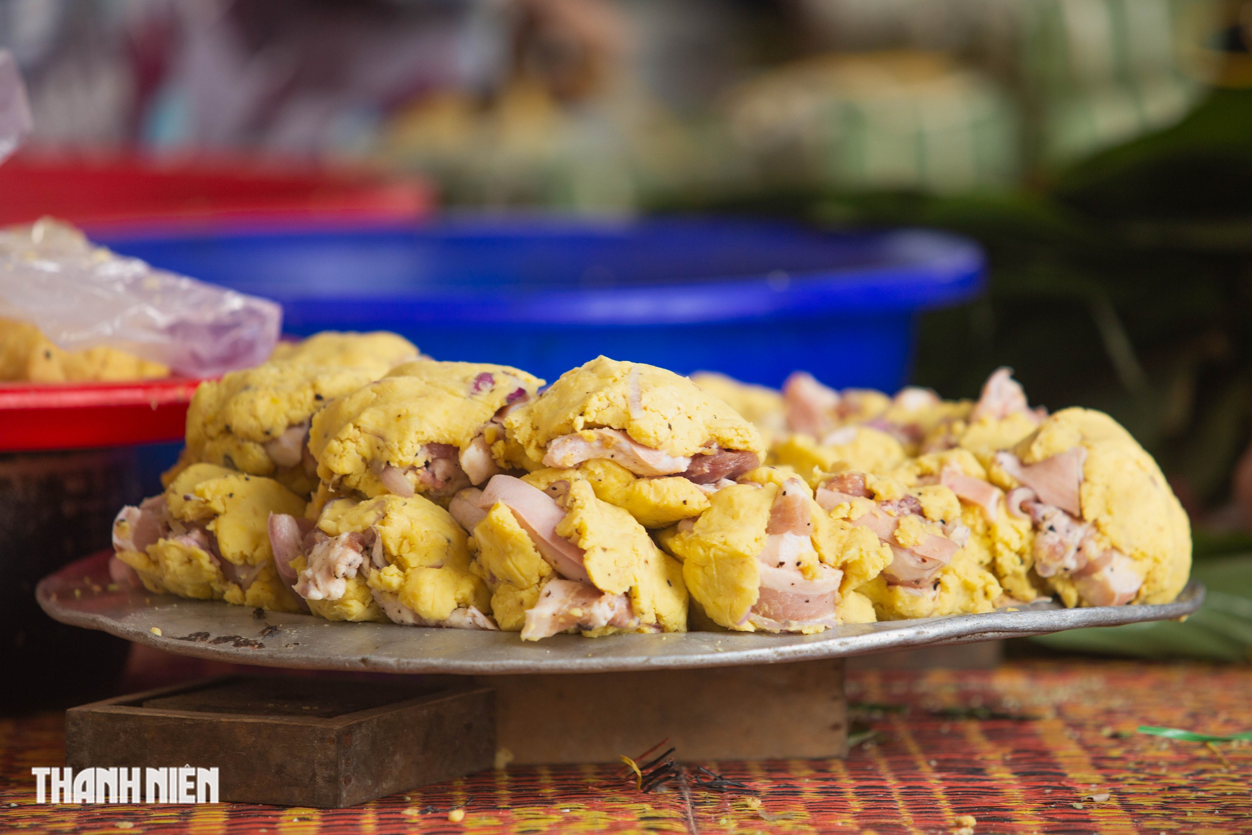 H&aacute;i rau ng&oacute;t vo nếp nấu ra m&oacute;n b&aacute;nh t&eacute;t mặt trăng nức tiếng Quảng Trị - Ảnh 7.