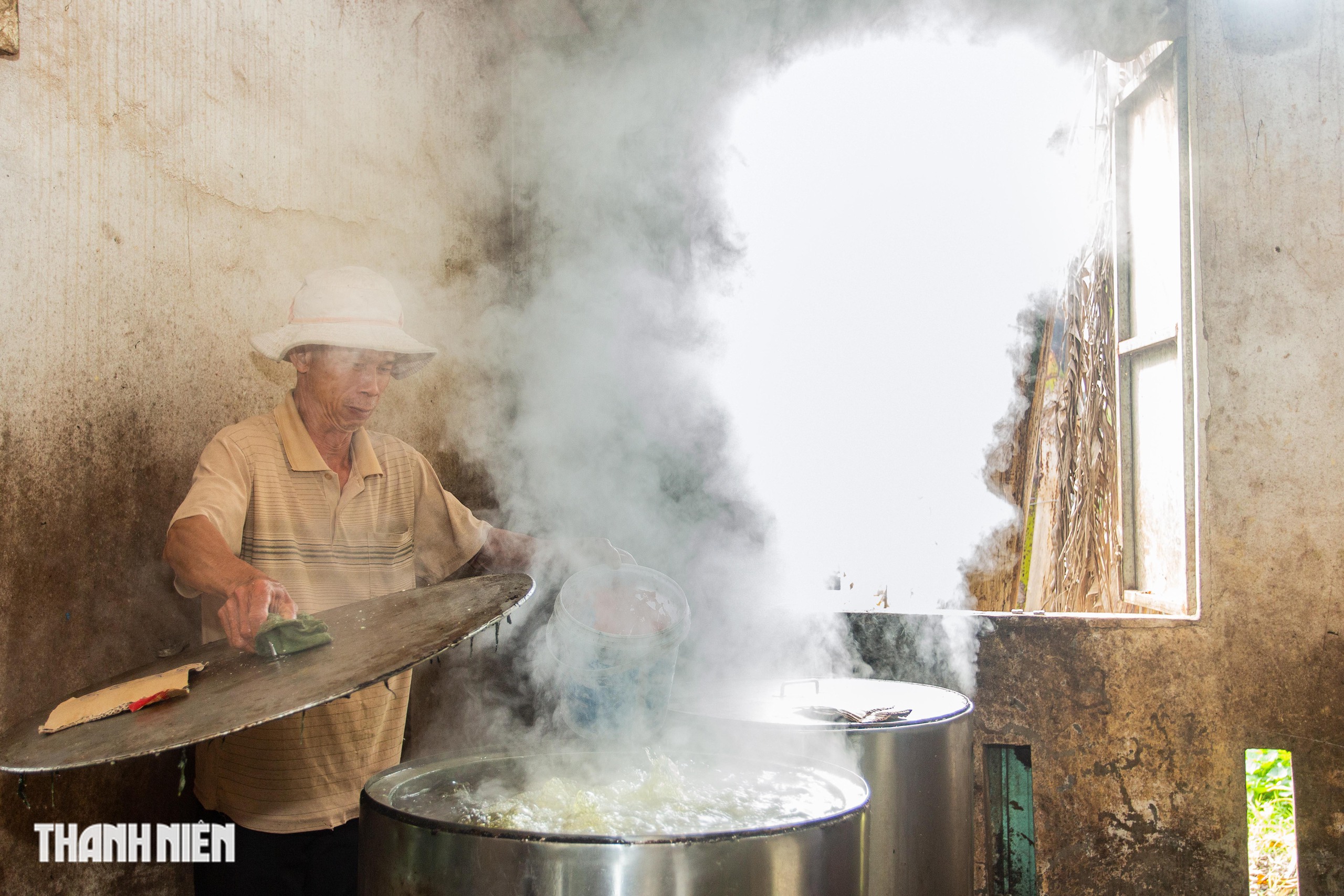 H&aacute;i rau ng&oacute;t vo nếp nấu ra m&oacute;n b&aacute;nh t&eacute;t mặt trăng nức tiếng Quảng Trị - Ảnh 10.