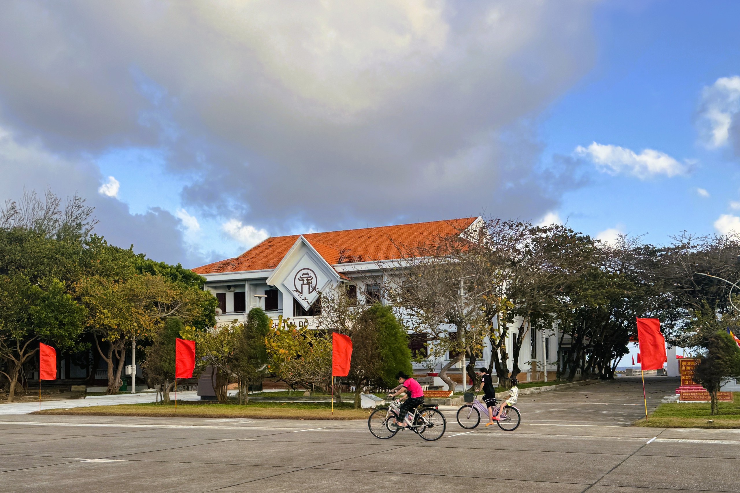 Tết ở Trường Sa - Kỳ 3: Đảo Trường Sa, thủ đô quần đảo- Ảnh 9. Tết ở Trường Sa - Kỳ 3: Đảo Trường Sa, thủ đô quần đảo- Ảnh 9.