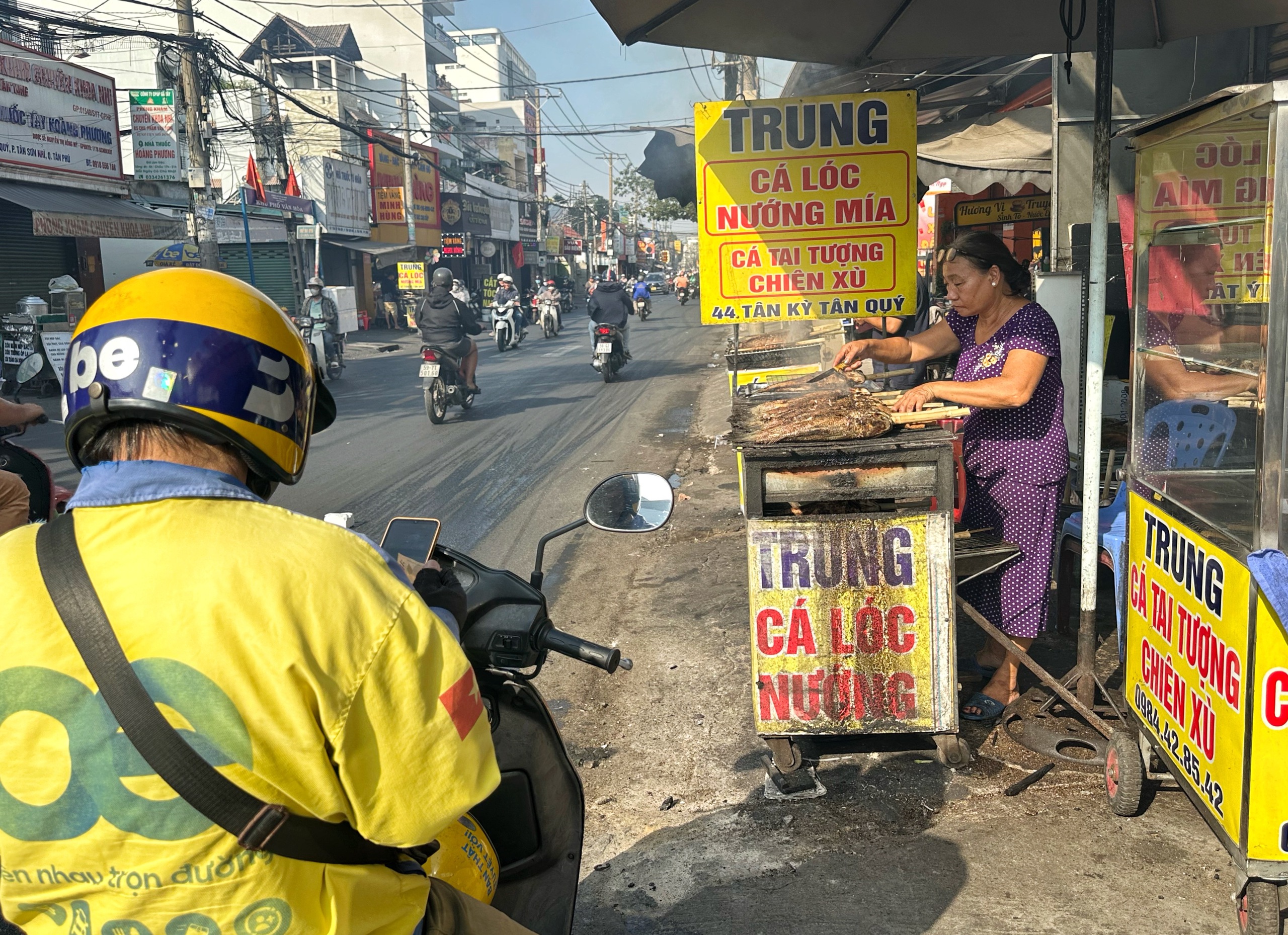 C&aacute; l&oacute;c nướng c&uacute;ng &ocirc;ng T&aacute;o: B&agrave; chủ ở TP.HCM năm ngo&aacute;i bật kh&oacute;c, nay thế n&agrave;o?- Ảnh 9.