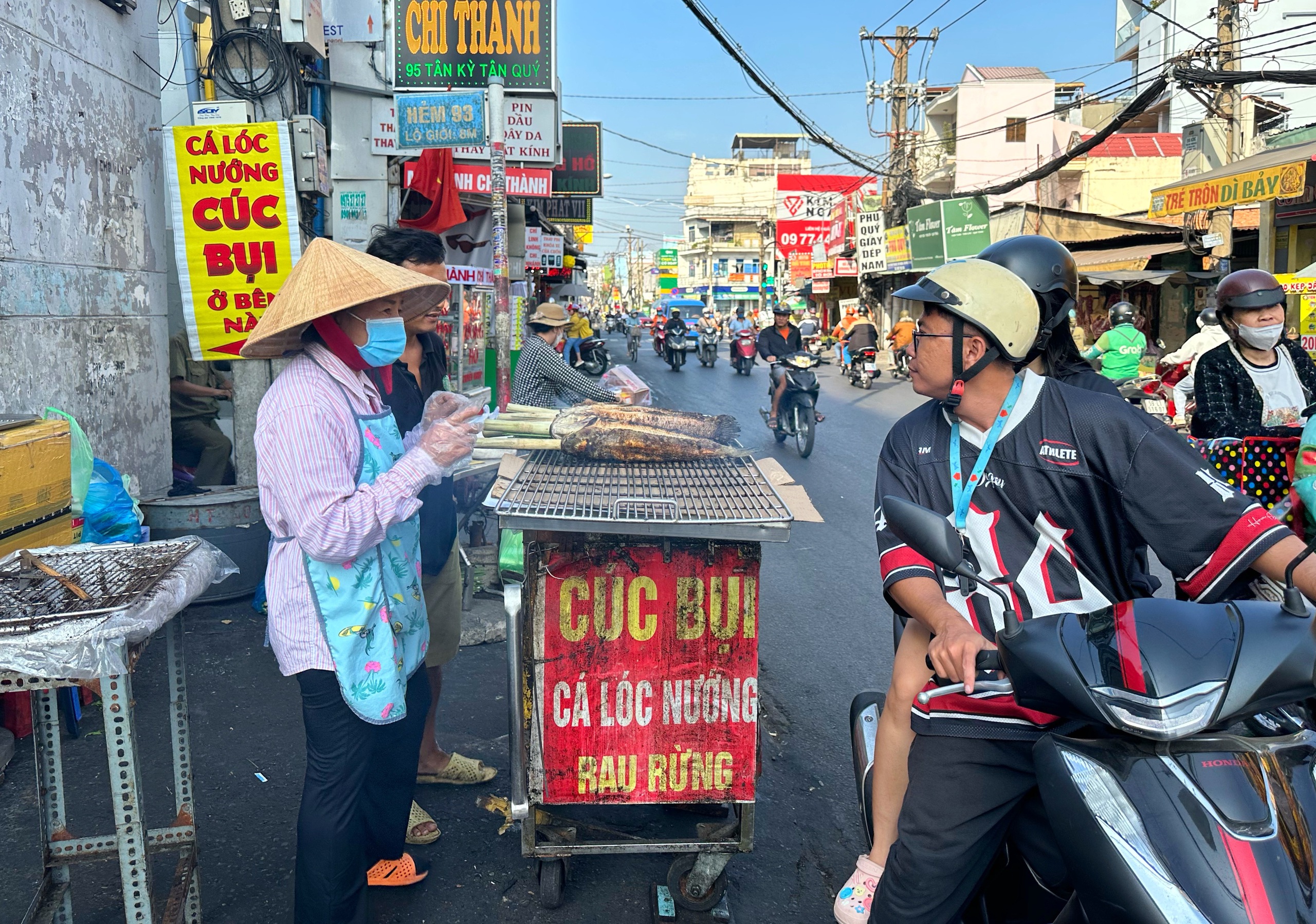 C&aacute; l&oacute;c nướng c&uacute;ng &ocirc;ng T&aacute;o: B&agrave; chủ ở TP.HCM năm ngo&aacute;i bật kh&oacute;c, nay thế n&agrave;o?- Ảnh 4.