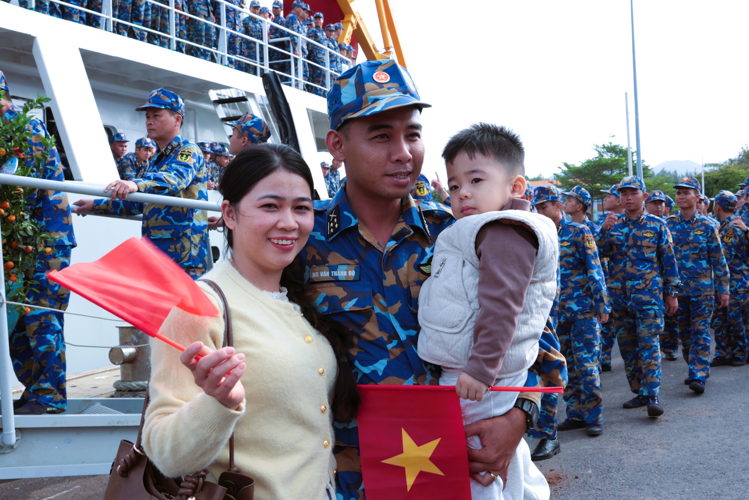 Tết ở Trường Sa - Kỳ 2: Đốm lửa Cam Ranh- Ảnh 11.