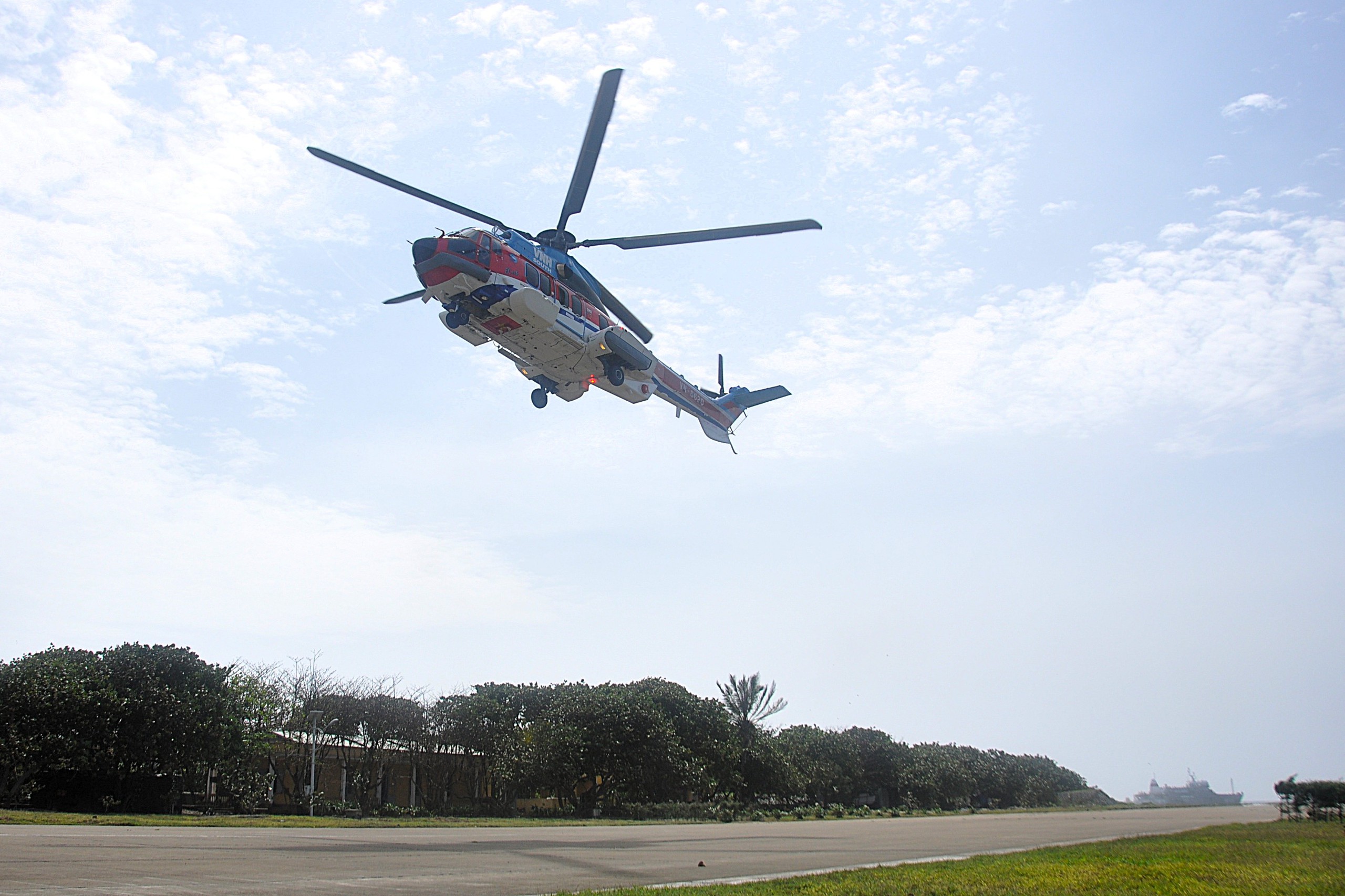 Tết ở Trường Sa - Kỳ 3: Đảo Trường Sa, thủ đô quần đảo- Ảnh 13. Tết ở Trường Sa - Kỳ 3: Đảo Trường Sa, thủ đô quần đảo- Ảnh 13.