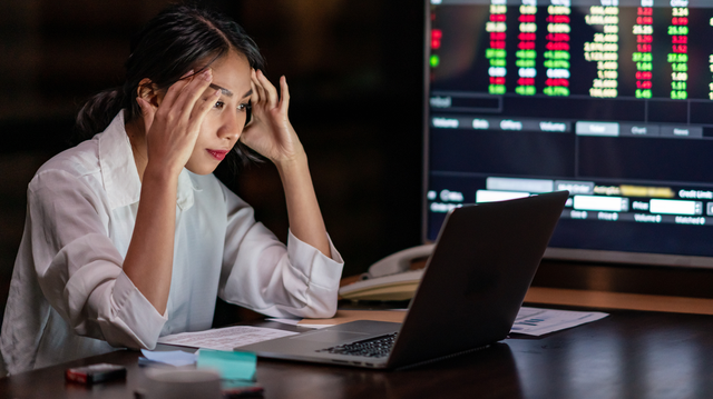 Stress cuối năm c&oacute; khiến dạ d&agrave;y vi&ecirc;m, lo&eacute;t?- Ảnh 1.