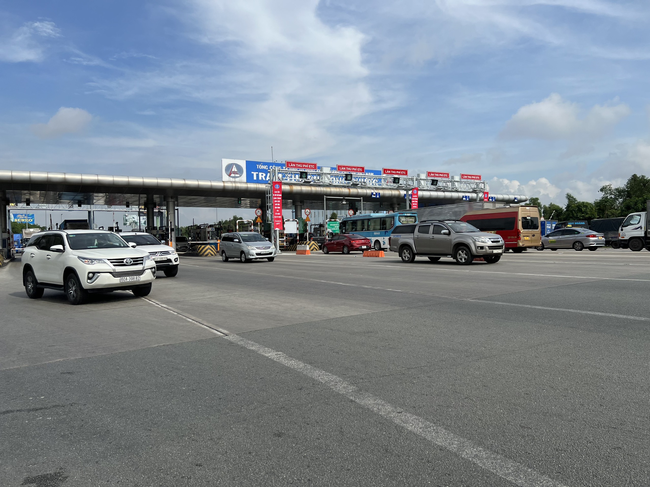 Đi cao tốc từ TP.HCM về Đà Nẵng: Tổng chi phí qua trạm BOT là bao nhiêu? - Ảnh 1.