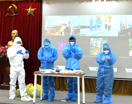 TP.HCM lập lực lượng chống dịch đặc biệt sẵn sàng trước Tết Nguyên đán 2026 - Ảnh 1.