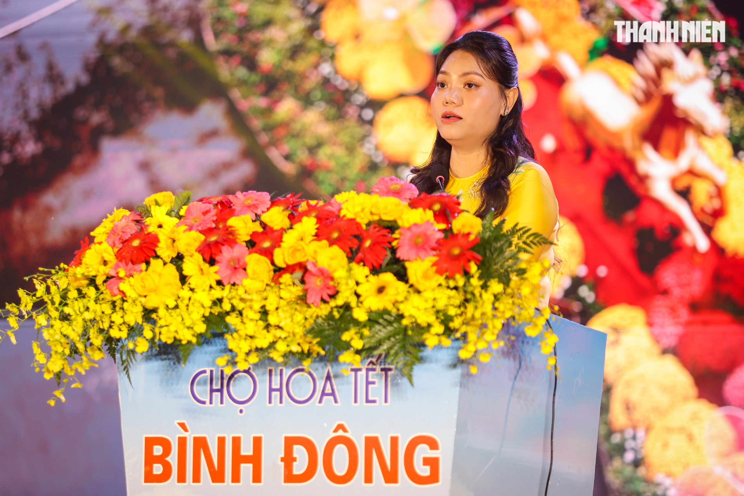 S&ocirc;i động mua sắm Tết tại &ldquo;Chợ hoa tết B&igrave;nh Đ&ocirc;ng&rdquo; với hơn 500 gian h&agrave;ng - Ảnh 4.